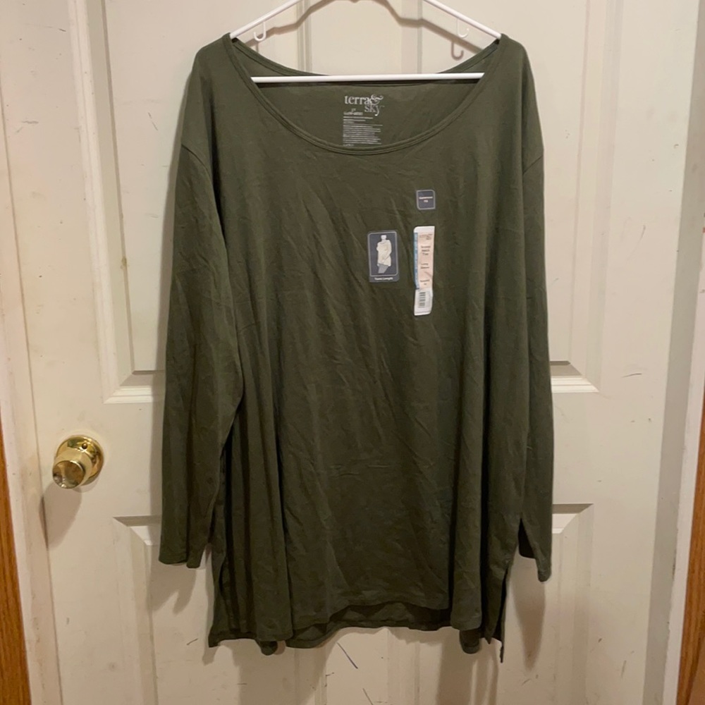 Terra Sky tunic green NWT slits on sides 3X